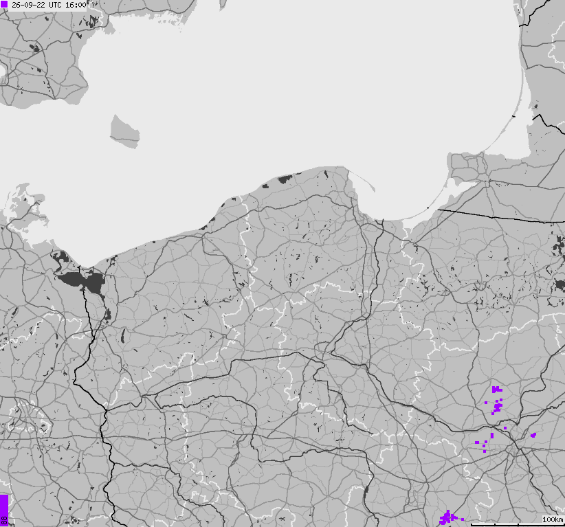 Mapa wyładowań atmosferycznych na obszarze Polski