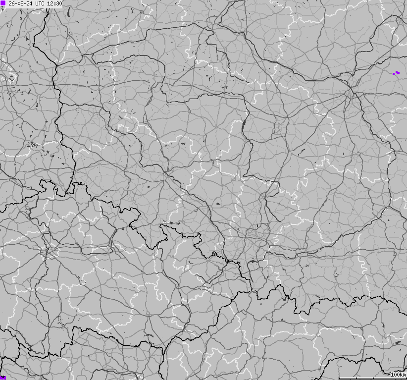 Mapa wyładowań atmosferycznych na obszarze Polski