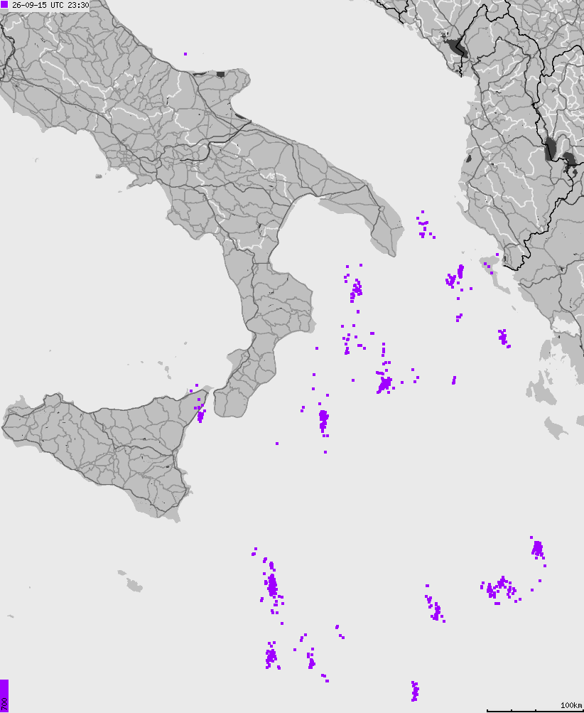 Mapa wyładowań atmosferycznych na obszarze Włoch