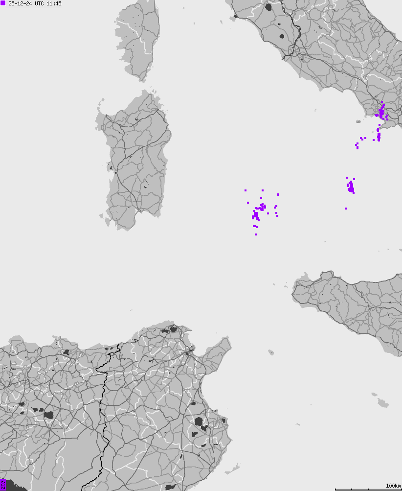 Mapa wyładowań atmosferycznych na obszarze Włoch