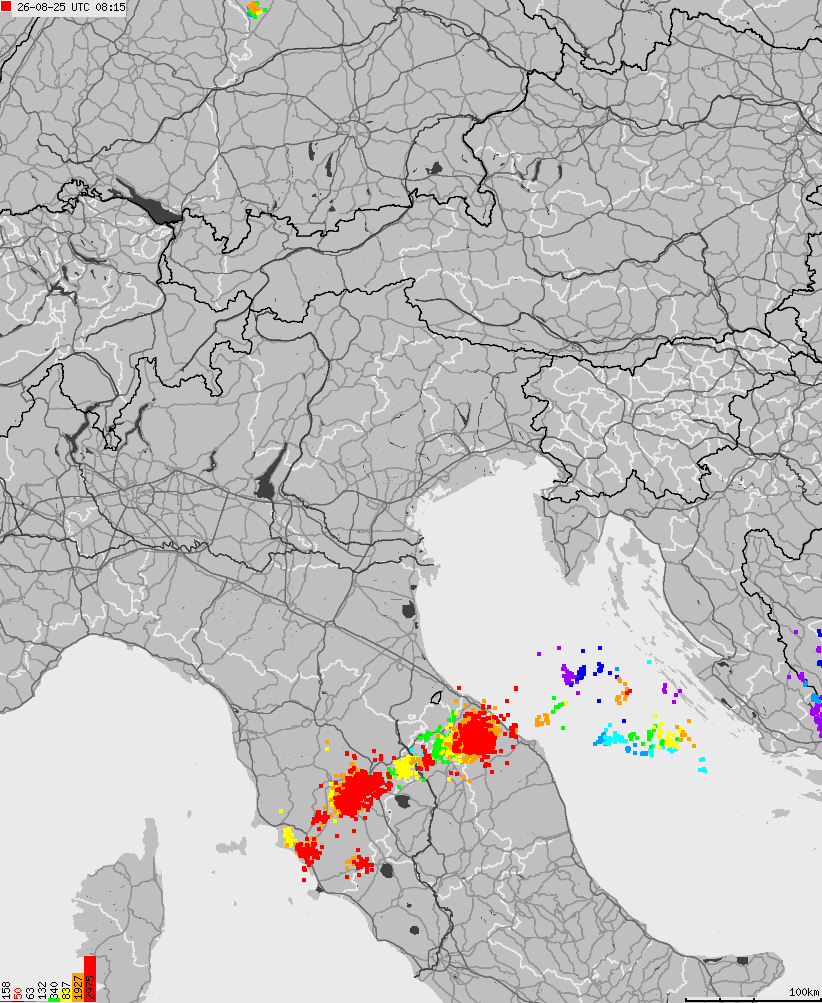 Mapa wyładowań atmosferycznych na obszarze Włoch