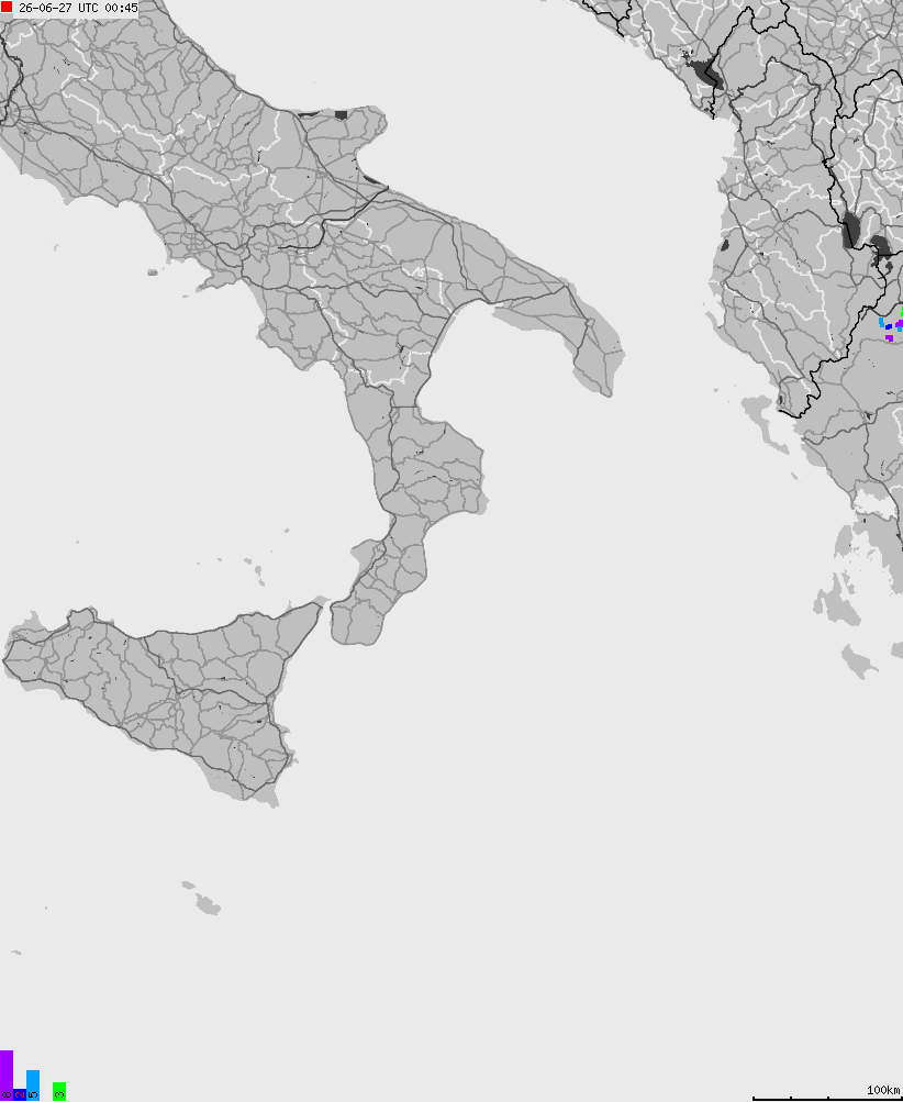 Mapa wyładowań atmosferycznych na obszarze Włoch