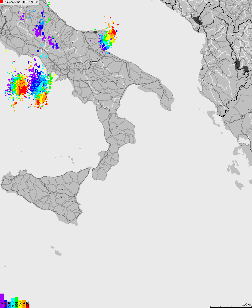 Mapa wyładowań atmosferycznych na obszarze Włoch