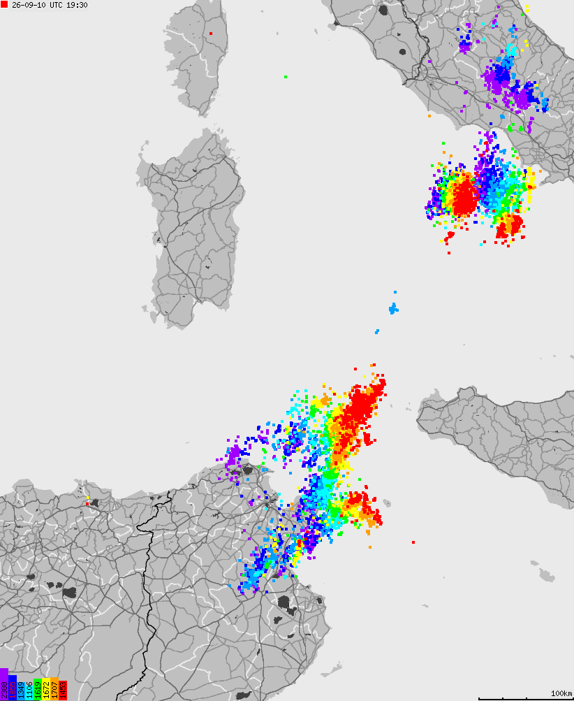 Mapa wyładowań atmosferycznych na obszarze Włoch