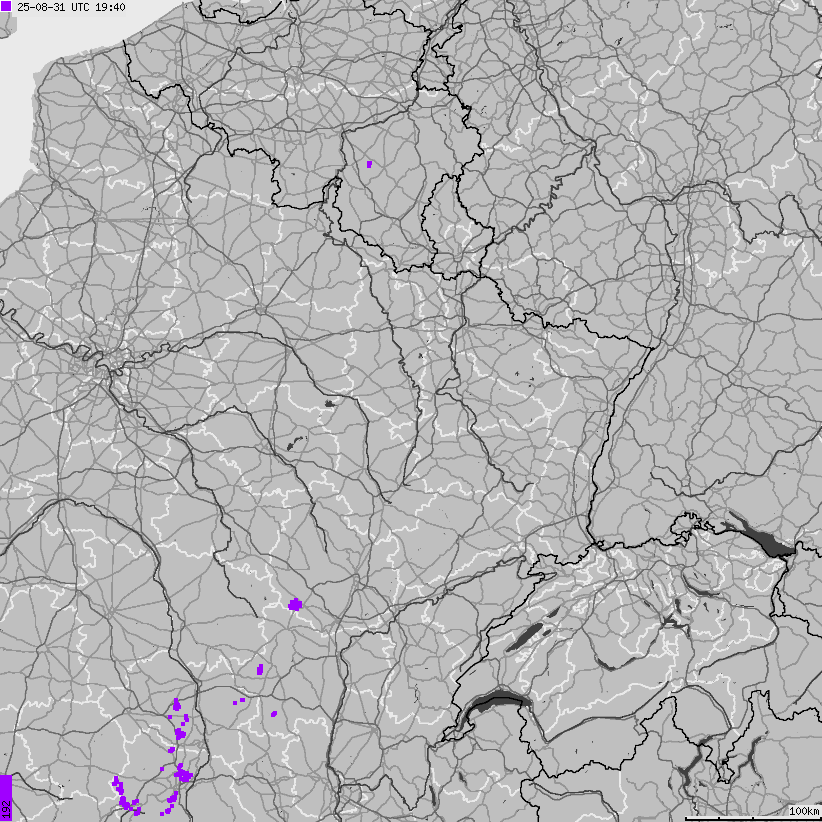 Mapa wyładowań atmosferycznych Francji