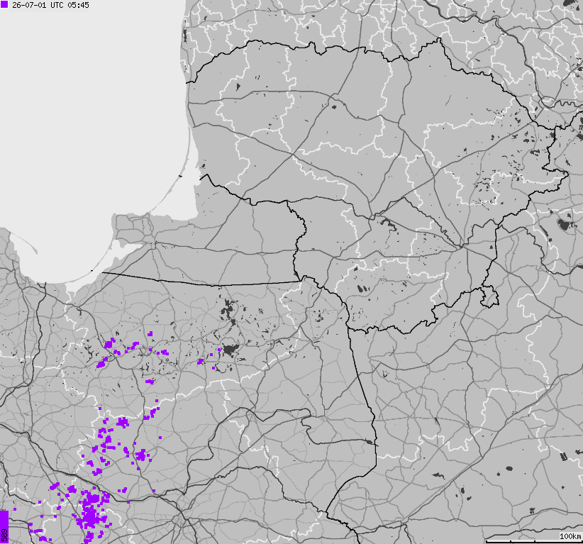 Mapa wyładowań atmosferycznych na obszarze Polski