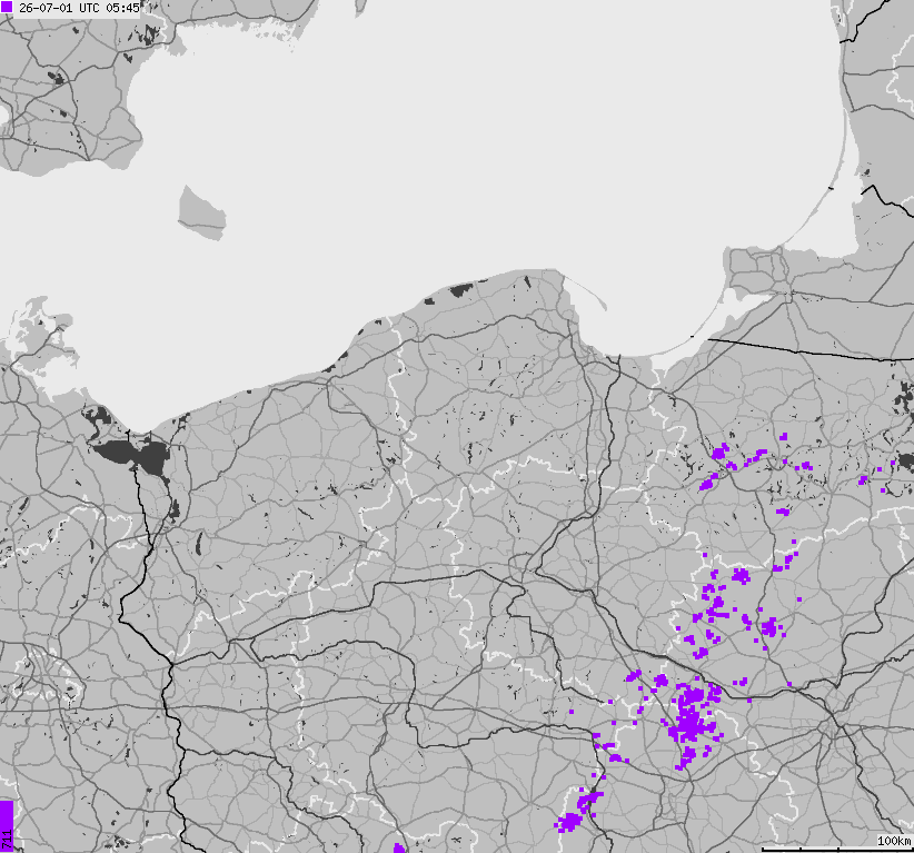 Mapa wyładowań atmosferycznych na obszarze Polski