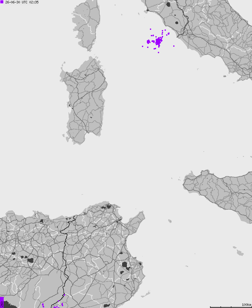 Mapa wyładowań atmosferycznych na obszarze Włoch
