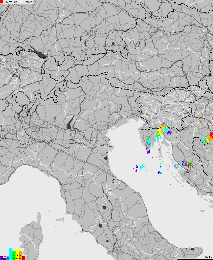 Mapa wyładowań atmosferycznych na obszarze Włoch