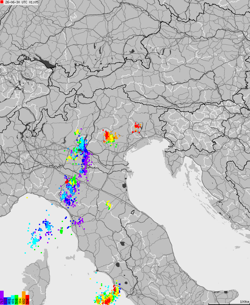 Mapa wyładowań atmosferycznych na obszarze Włoch